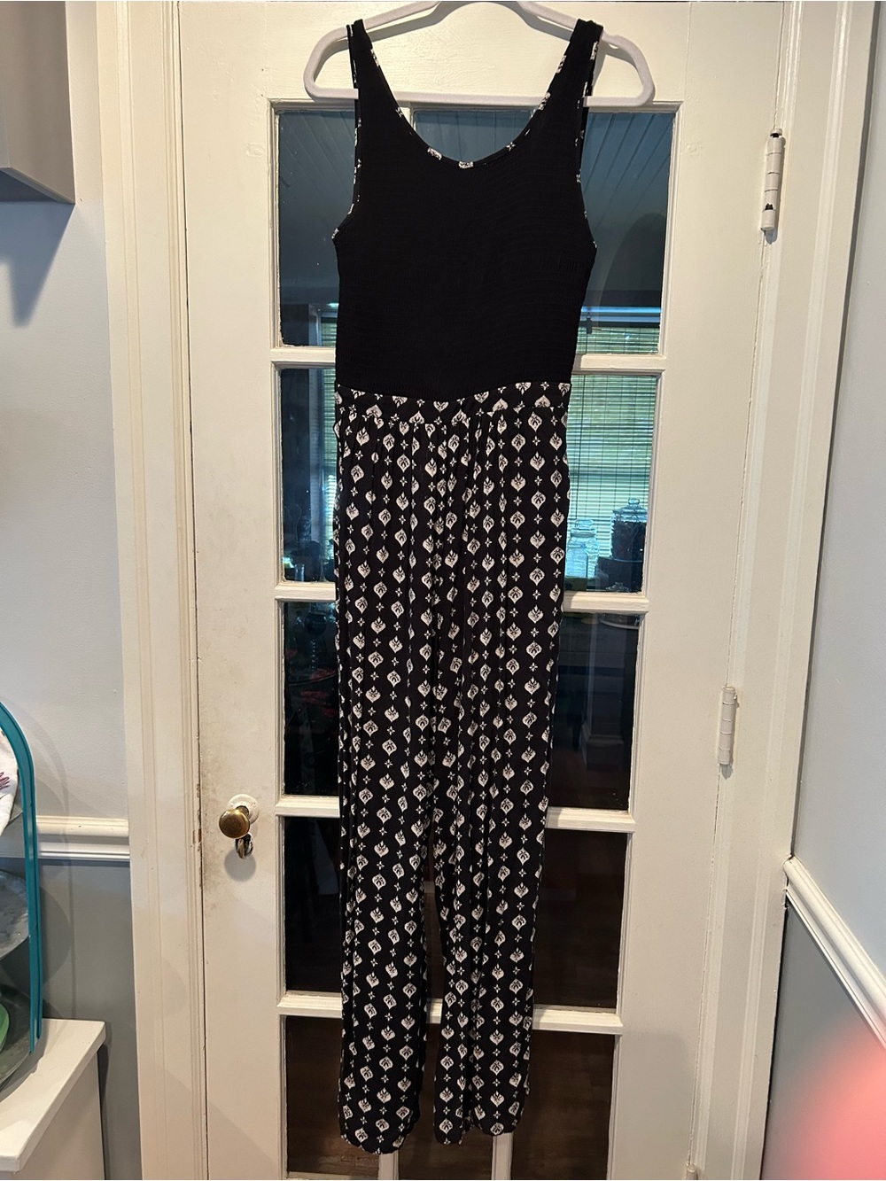 Xhilaration Black Sleeveless Jumpsuit with Geometric Print